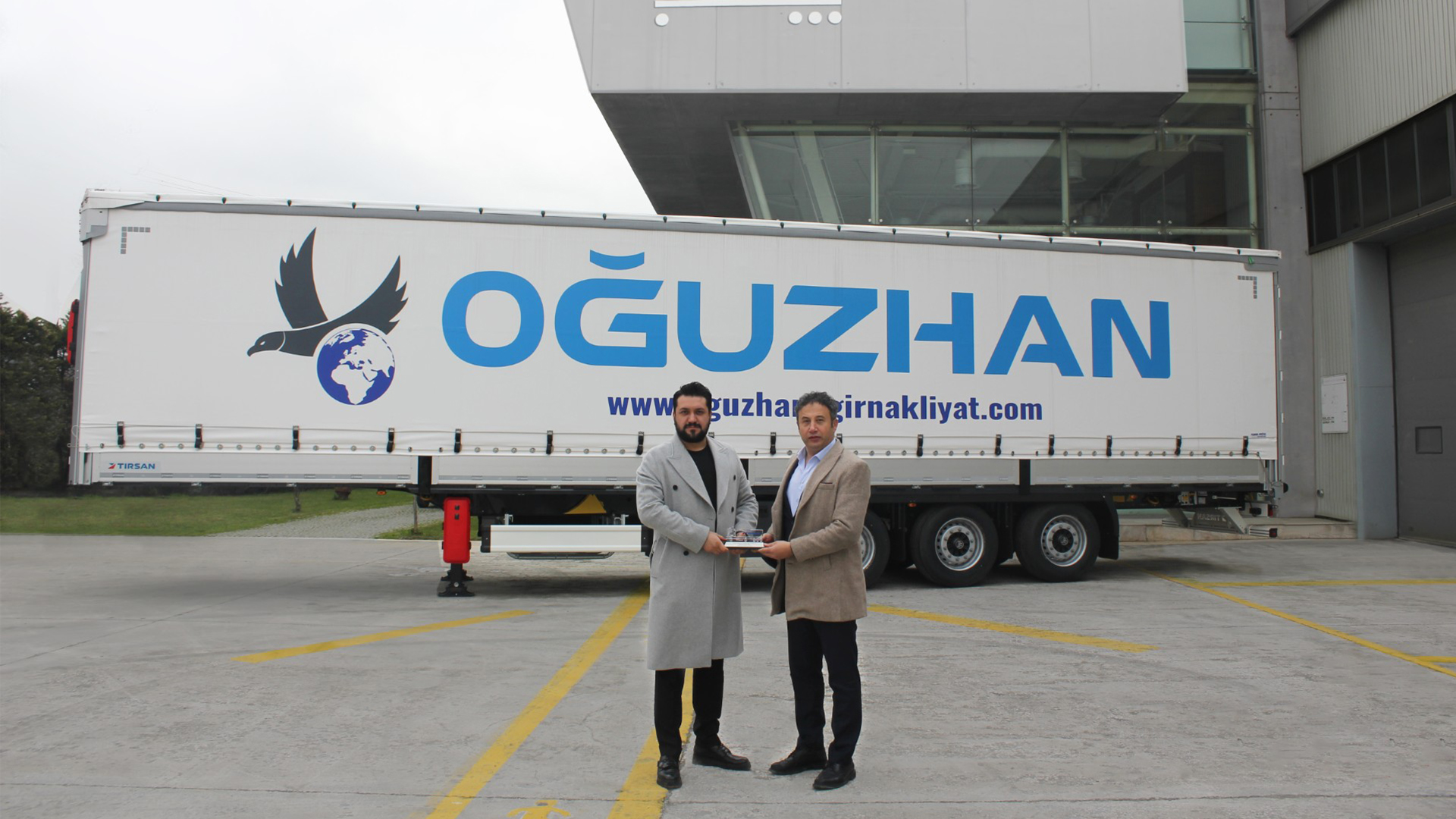 OĞUZHAN GRUP 250’NCİ TIRSAN ARACINI TESLİM ALDI