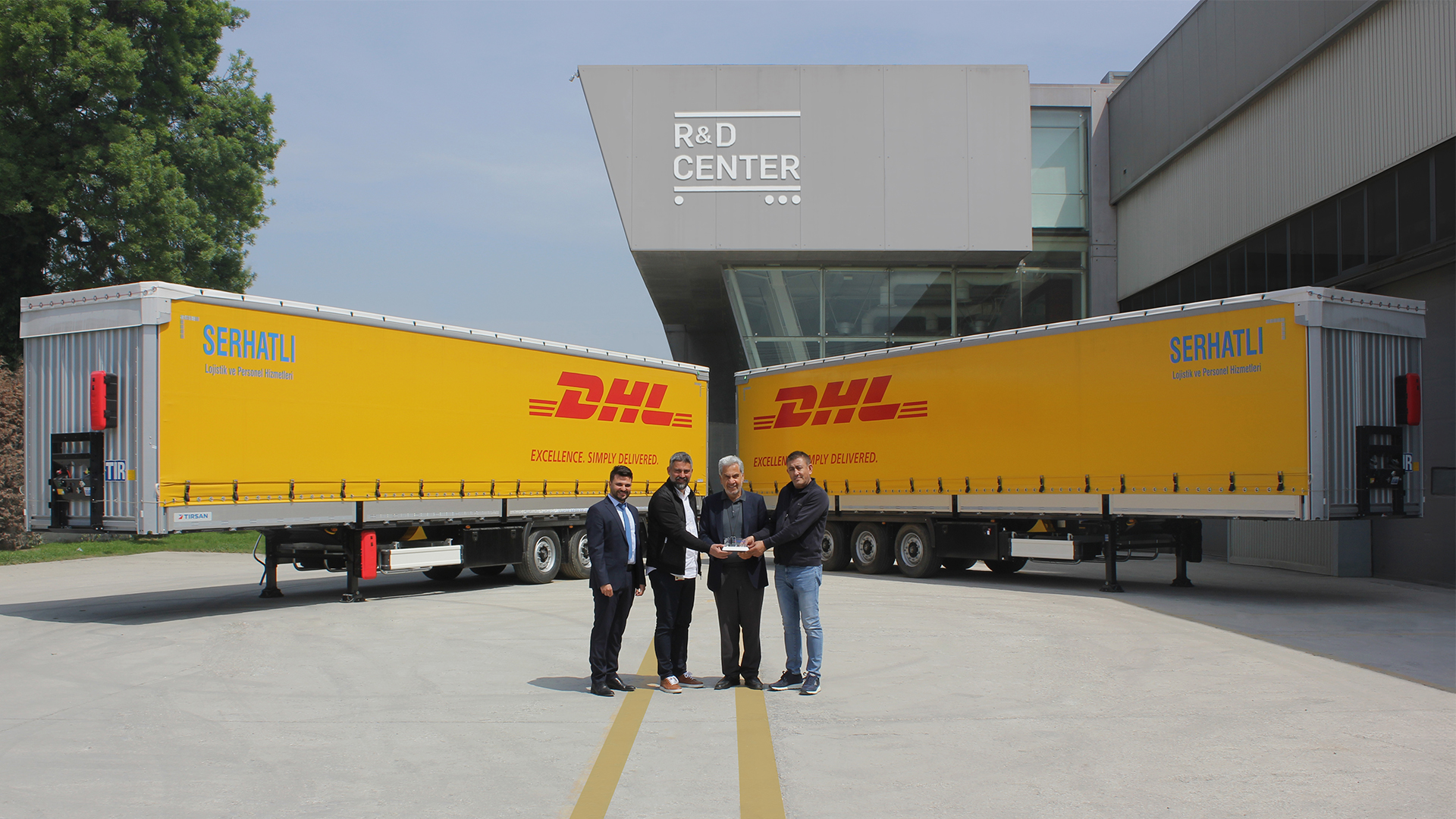SERHATLI’NIN DHL TAŞIMALARI İÇİN 10 YENİ TIRSAN
